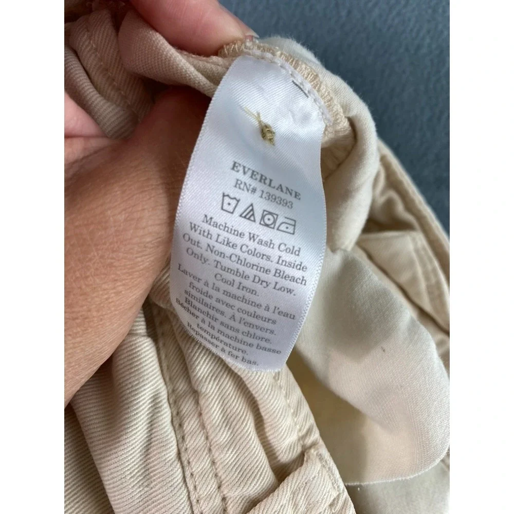 Everlane Buttersoft Chino Pant Women Sz 4 Cream Relaxed Coastal Everyday Comfy